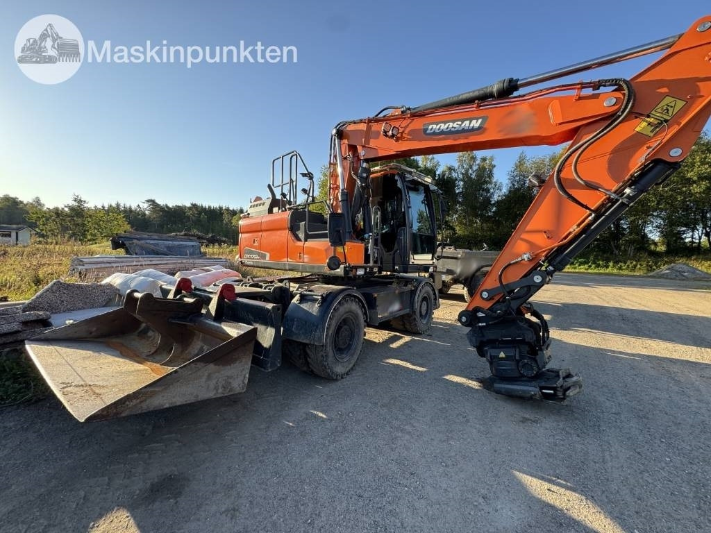 Doosan DX 170 W-5 + Tippvagn + Redskap  - Escavadeira de rodas: foto 5 Doosan DX 170 W-5 + Tippvagn + Redskap  - Escavadeira de rodas: foto 5