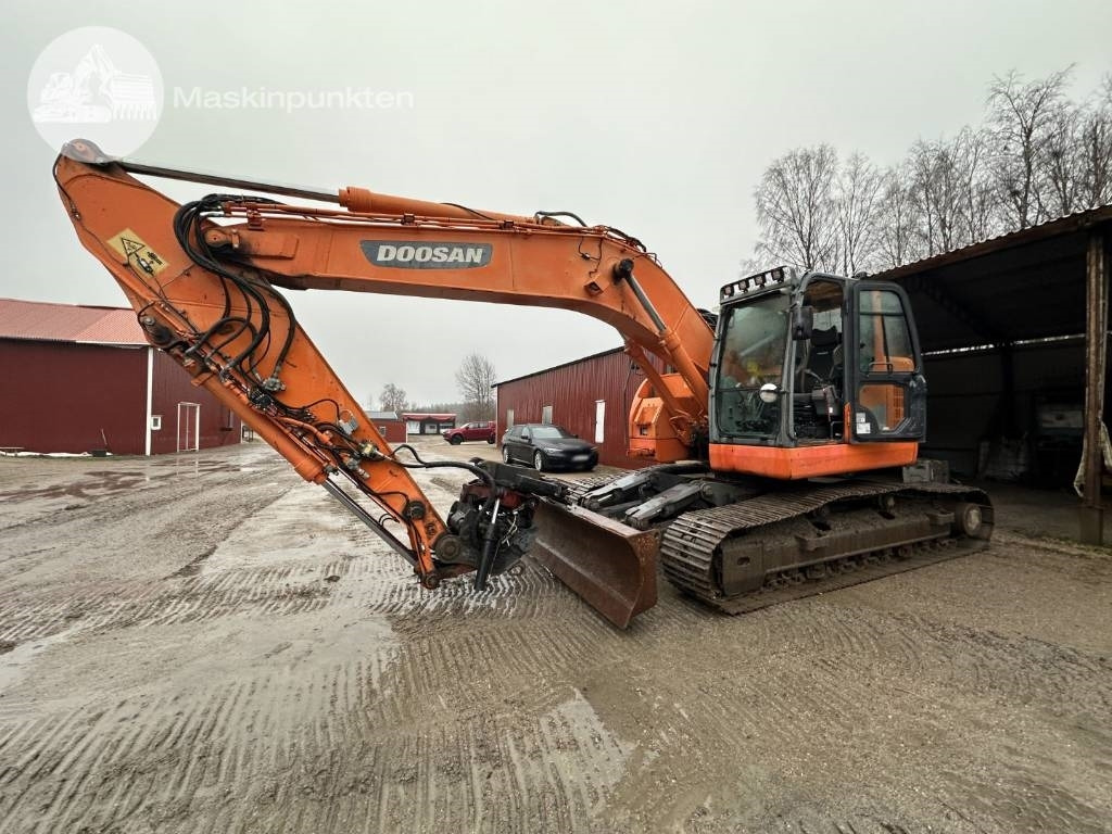 Doosan DX 235 LCR - Escavadora de rastos: foto 2 Doosan DX 235 LCR - Escavadora de rastos: foto 2