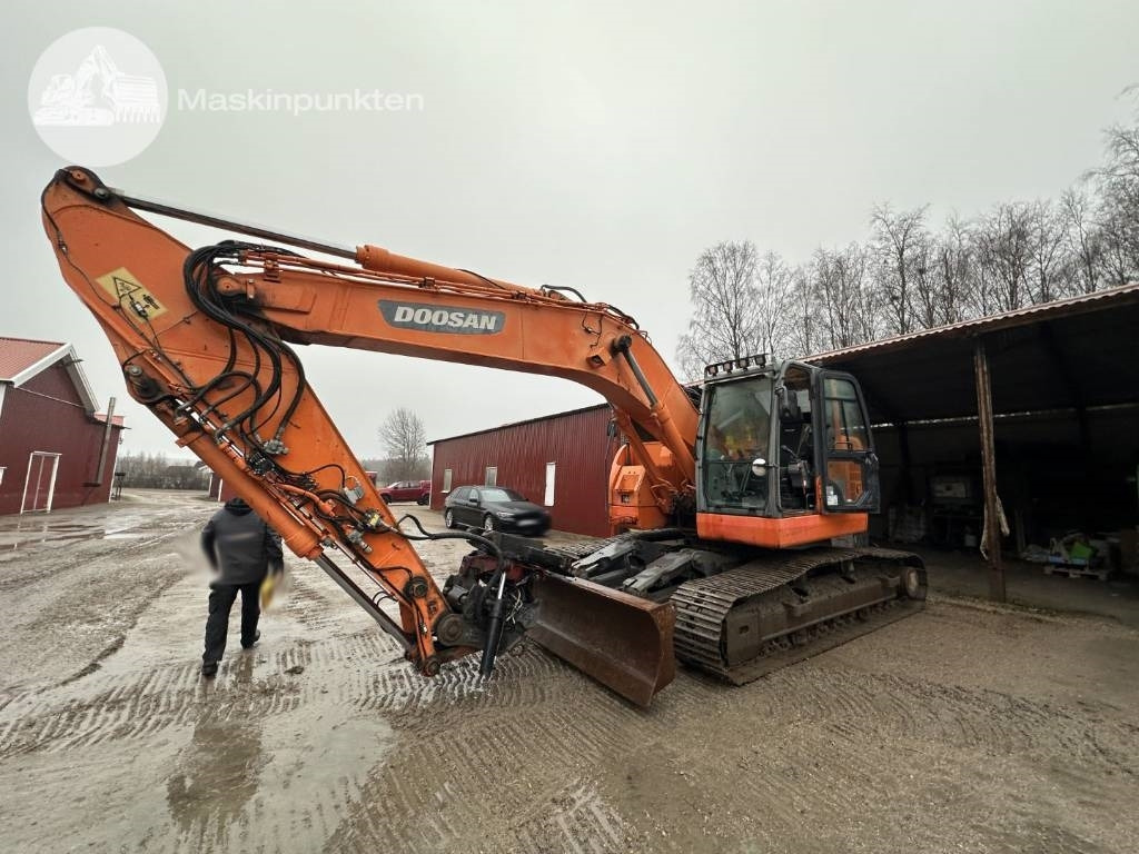 Doosan DX 235 LCR - Escavadora de rastos: foto 3 Doosan DX 235 LCR - Escavadora de rastos: foto 3