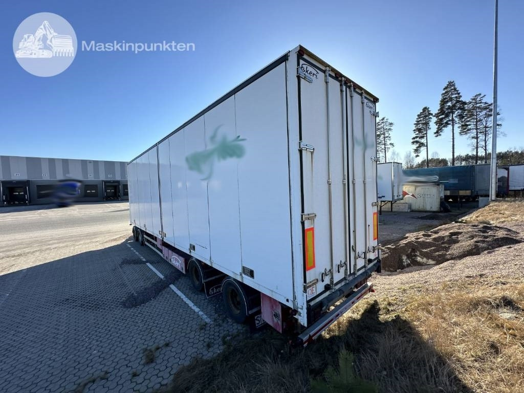 Ekeri L/L-4  - Reboque furgão: foto 4 Ekeri L/L-4  - Reboque furgão: foto 4