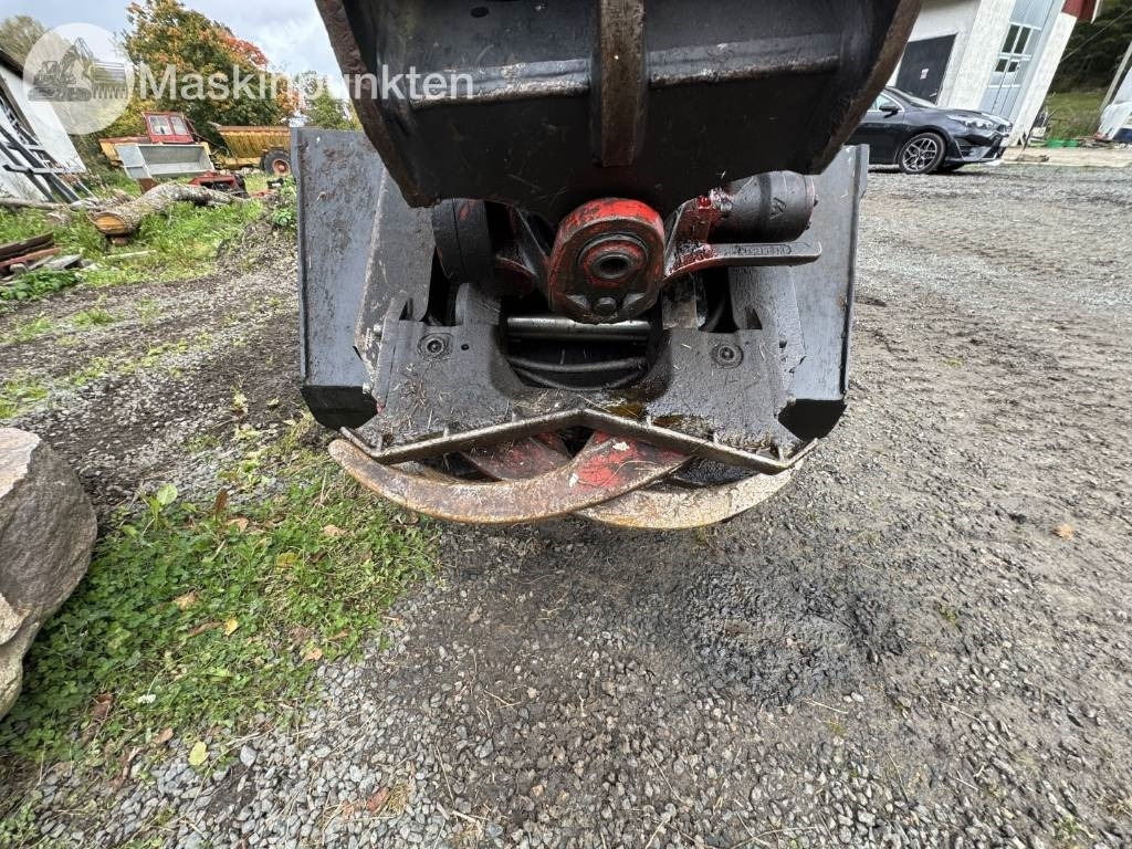 Locação financeira de Hitachi ZX 140 W-3 Hitachi ZX 140 W-3: foto 31 Locação financeira de Hitachi ZX 140 W-3 Hitachi ZX 140 W-3: foto 31