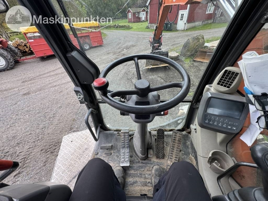 Locação financeira de Hitachi ZX 140 W-3 Hitachi ZX 140 W-3: foto 50 Locação financeira de Hitachi ZX 140 W-3 Hitachi ZX 140 W-3: foto 50