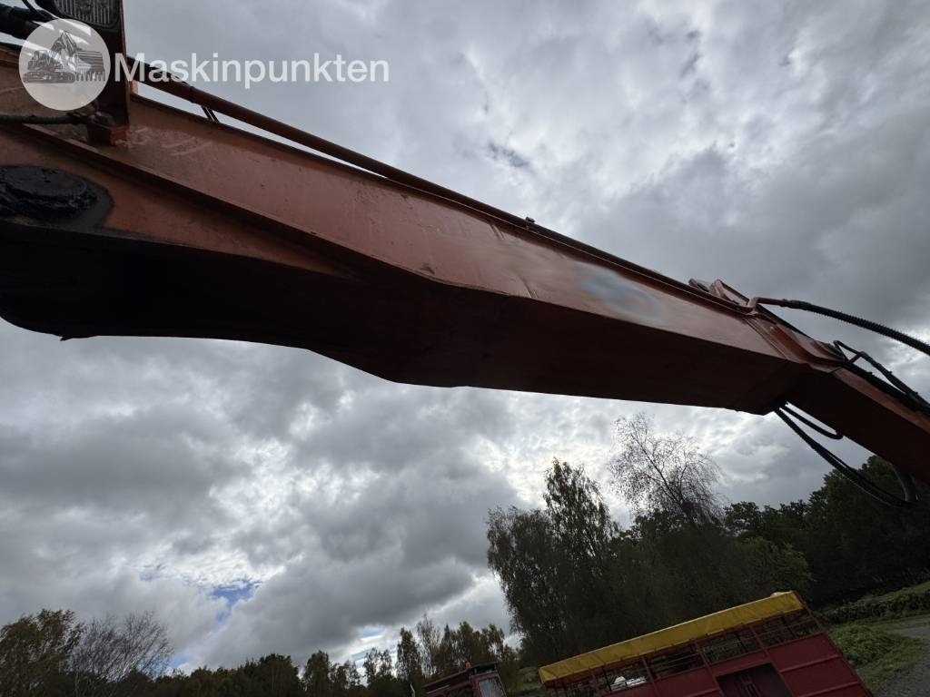 Locação financeira de Hitachi ZX 140 W-3 Hitachi ZX 140 W-3: foto 24 Locação financeira de Hitachi ZX 140 W-3 Hitachi ZX 140 W-3: foto 24