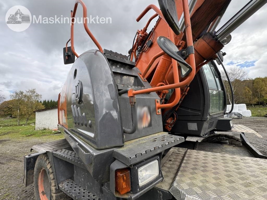 Locação financeira de Hitachi ZX 140 W-3 Hitachi ZX 140 W-3: foto 46 Locação financeira de Hitachi ZX 140 W-3 Hitachi ZX 140 W-3: foto 46