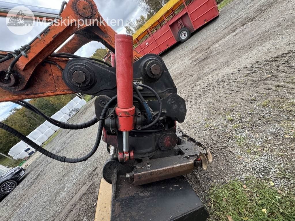 Locação financeira de Hitachi ZX 140 W-3 Hitachi ZX 140 W-3: foto 29 Locação financeira de Hitachi ZX 140 W-3 Hitachi ZX 140 W-3: foto 29