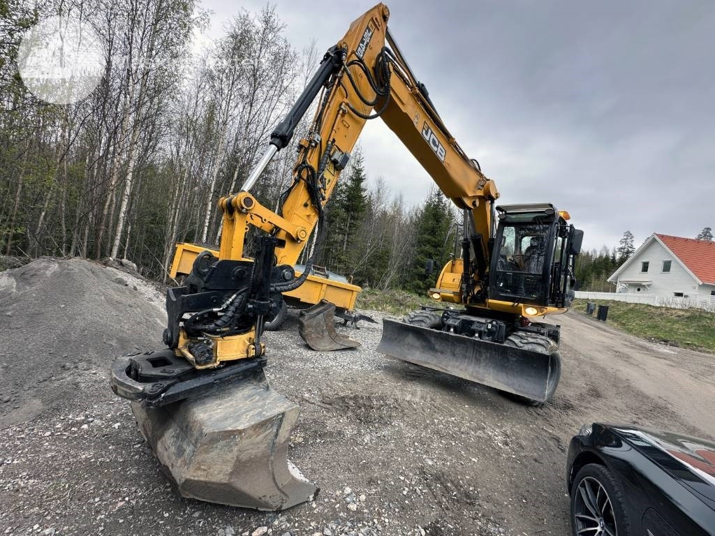 JCB JS 145 W - Escavadeira de rodas: foto 1 JCB JS 145 W - Escavadeira de rodas: foto 1