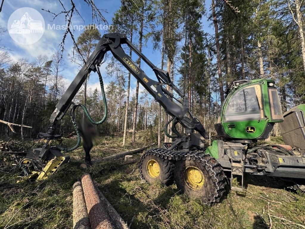 John Deere 1470 G - Harvester: foto 1 John Deere 1470 G - Harvester: foto 1