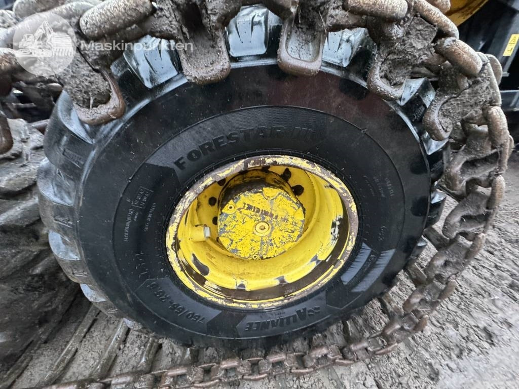 Forwarder John Deere 1910 G: foto 36