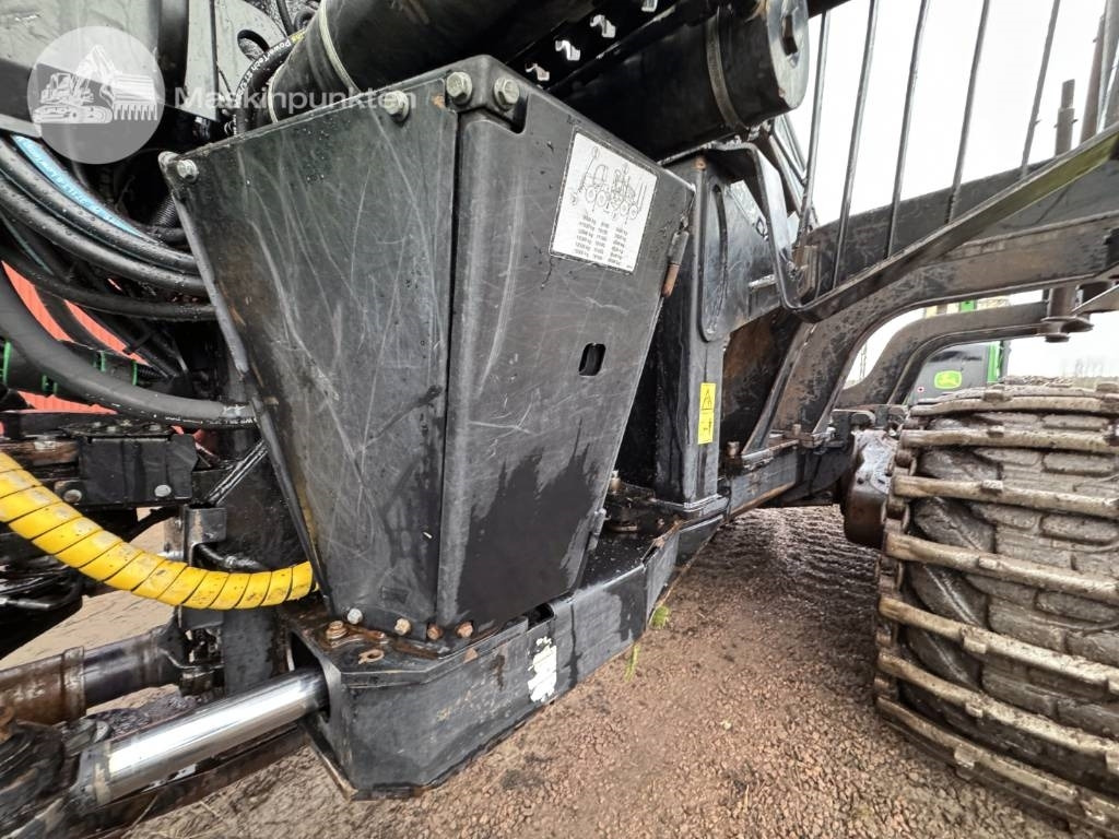 Forwarder John Deere 1910 G: foto 23