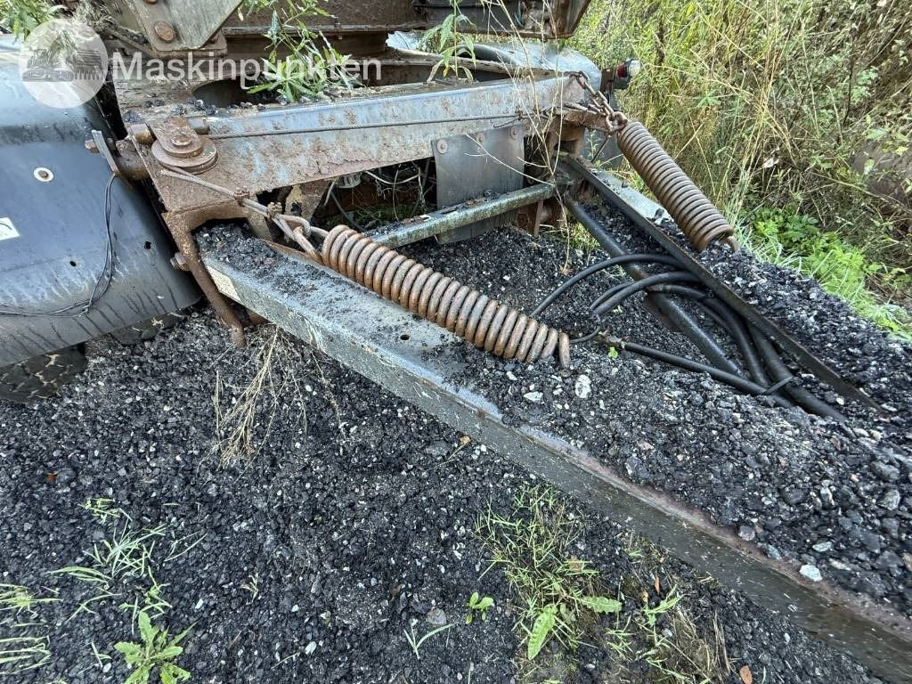 Jyki V 42 T0 - Reboque transporte de madeira: foto 5 Jyki V 42 T0 - Reboque transporte de madeira: foto 5