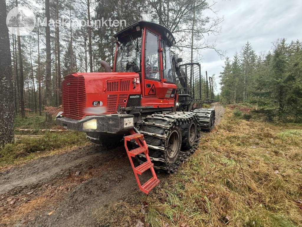 Komatsu 835 - Forwarder: foto 1 Komatsu 835 - Forwarder: foto 1