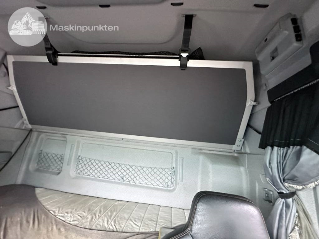 Camião furgão MAN TGX 26.480: foto 18