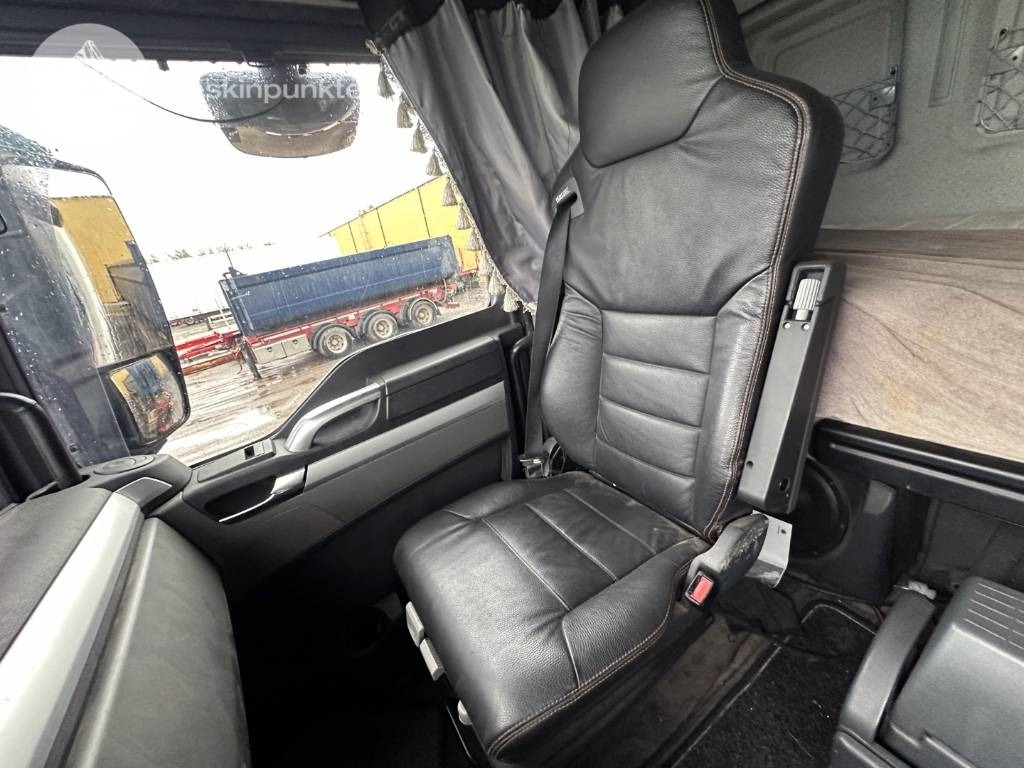 Camião furgão MAN TGX 26.480: foto 32