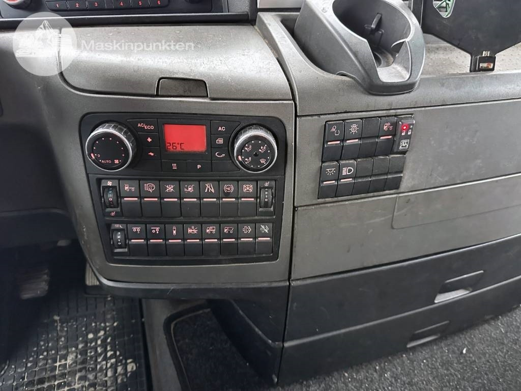 Camião furgão MAN TGX 26.480: foto 29