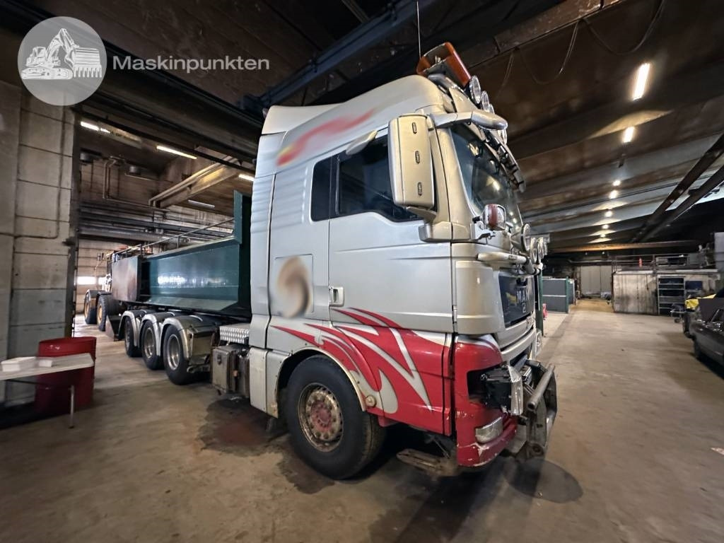 MAN TGX 35.540 - Camião polibenne: foto 2 MAN TGX 35.540 - Camião polibenne: foto 2
