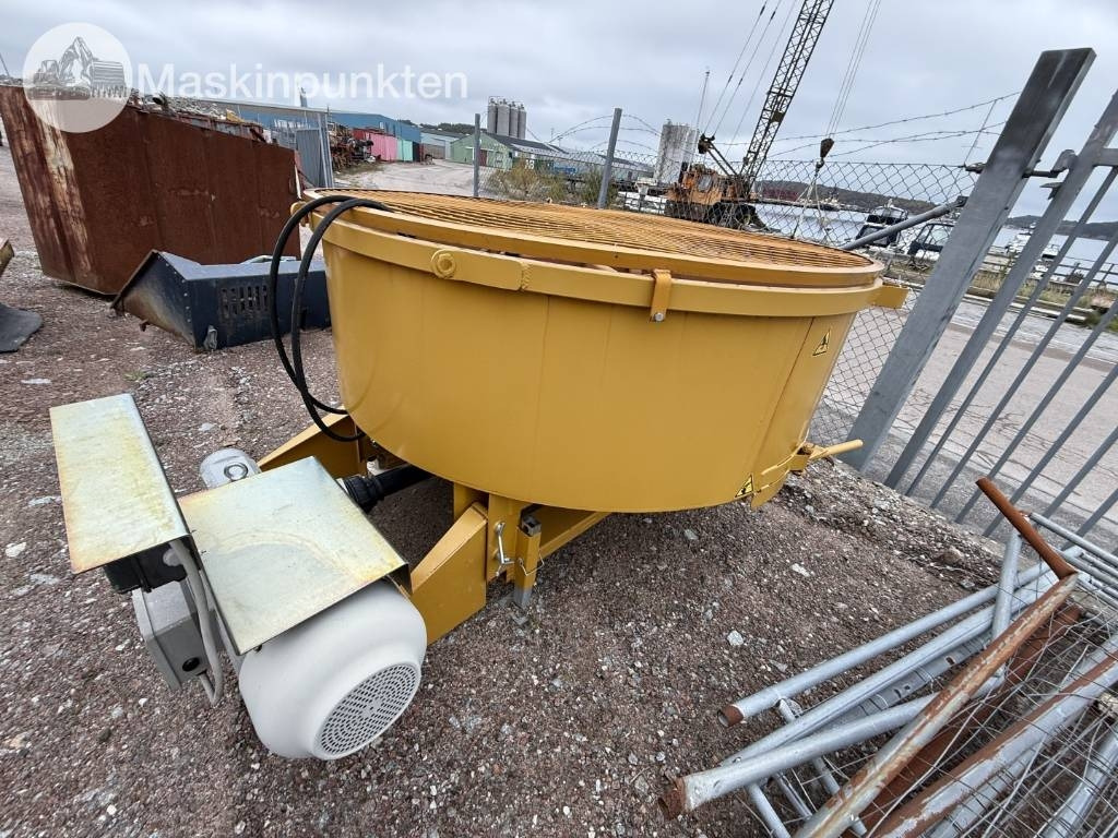 Mammut TM 200 Betongblandare - Betoneira: foto 1 Mammut TM 200 Betongblandare - Betoneira: foto 1
