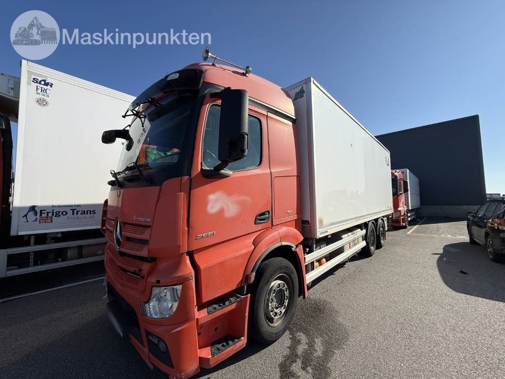 Mercedes-Benz Actros 2551 - Camião frigorífico: foto 1 Mercedes-Benz Actros 2551 - Camião frigorífico: foto 1