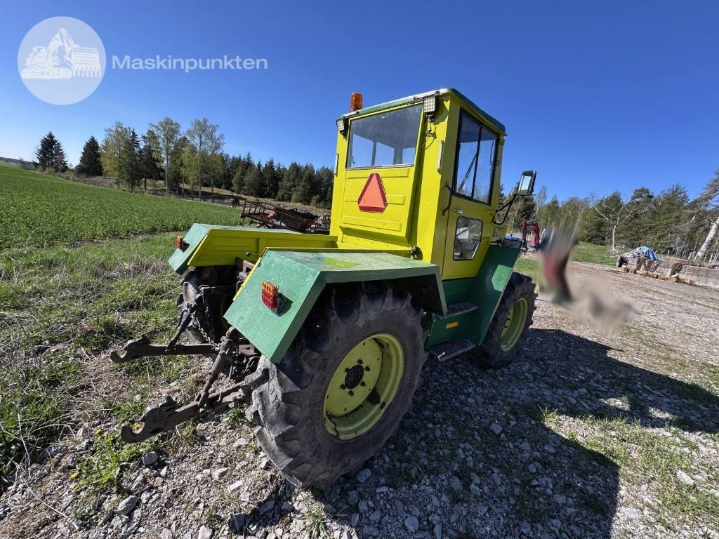 Mercedes-Benz MB Trac 700 - Trator: foto 4 Mercedes-Benz MB Trac 700 - Trator: foto 4