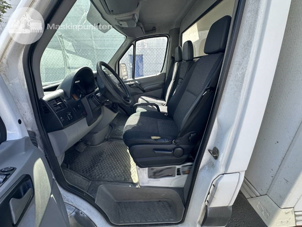 Carrinha de contentor Mercedes-Benz Sprinter 315 CDI: foto 15