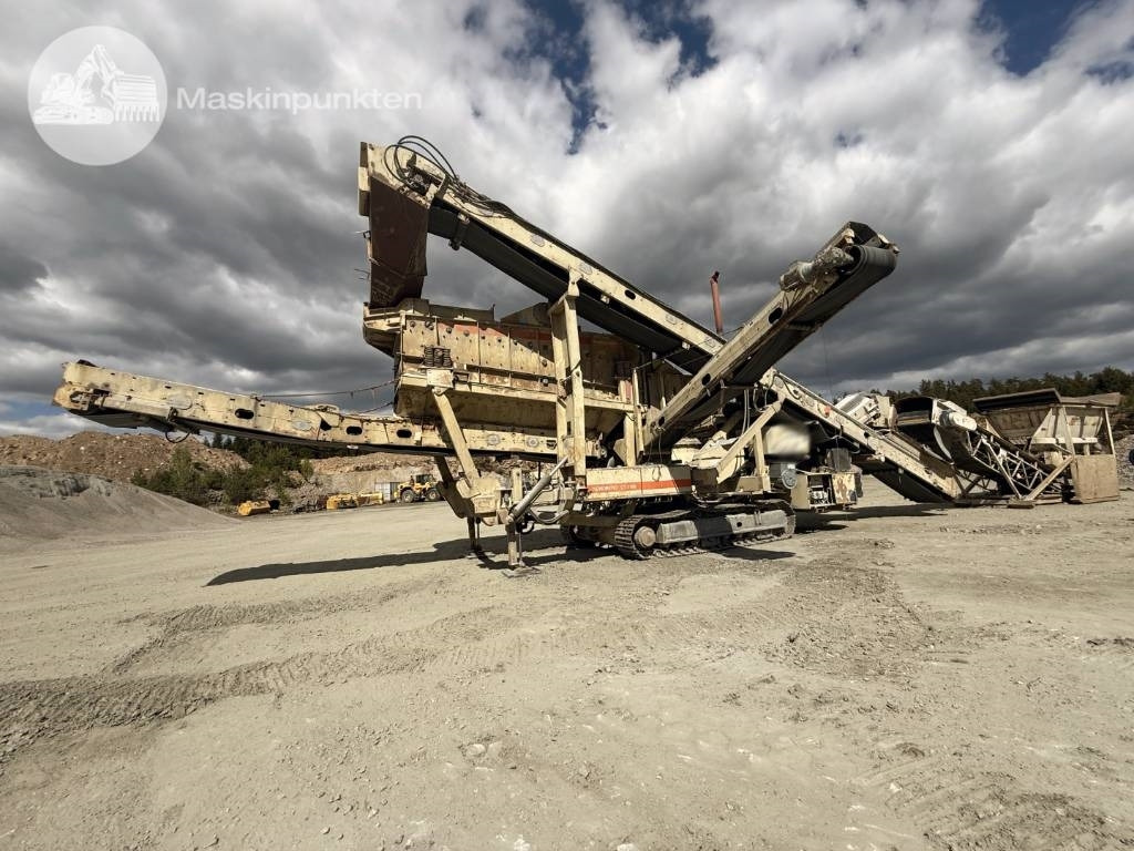 Metso LT 1100 + Bandmatare - Britadeira móvel: foto 1 Metso LT 1100 + Bandmatare - Britadeira móvel: foto 1