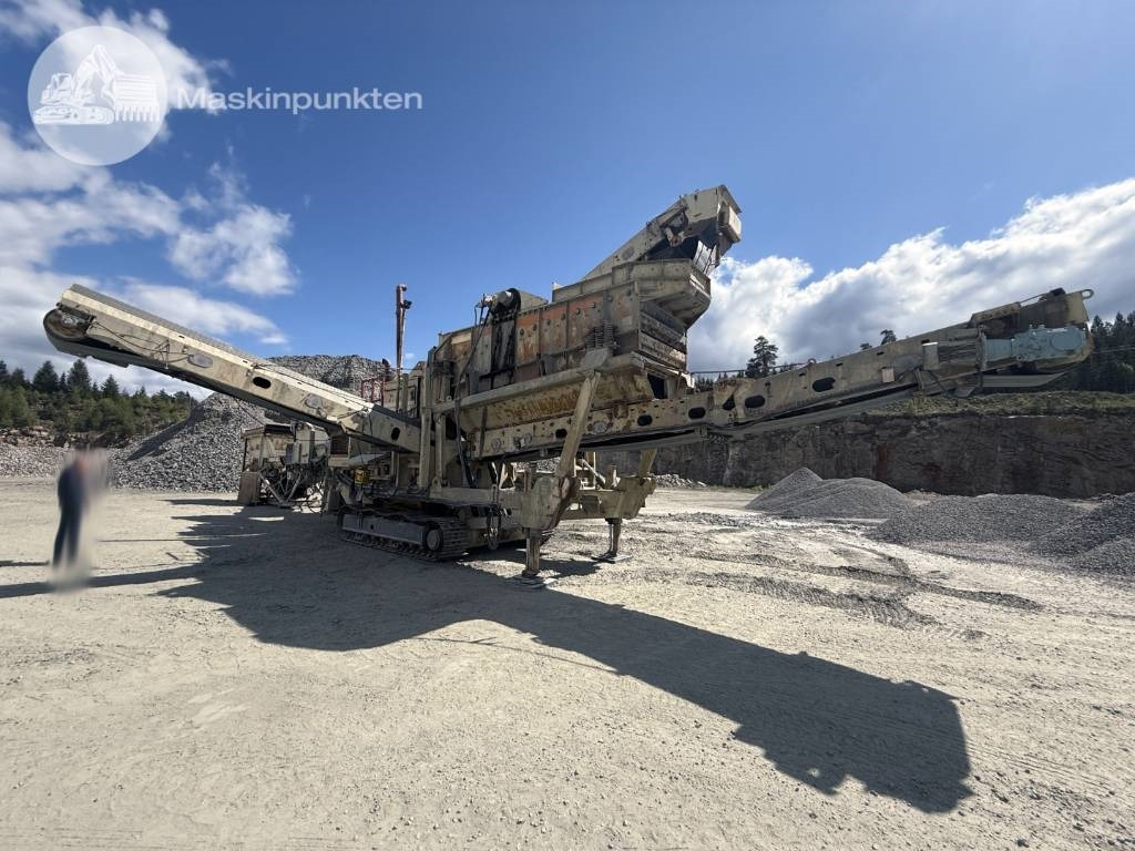 Metso LT 1100 + Bandmatare - Britadeira móvel: foto 2 Metso LT 1100 + Bandmatare - Britadeira móvel: foto 2