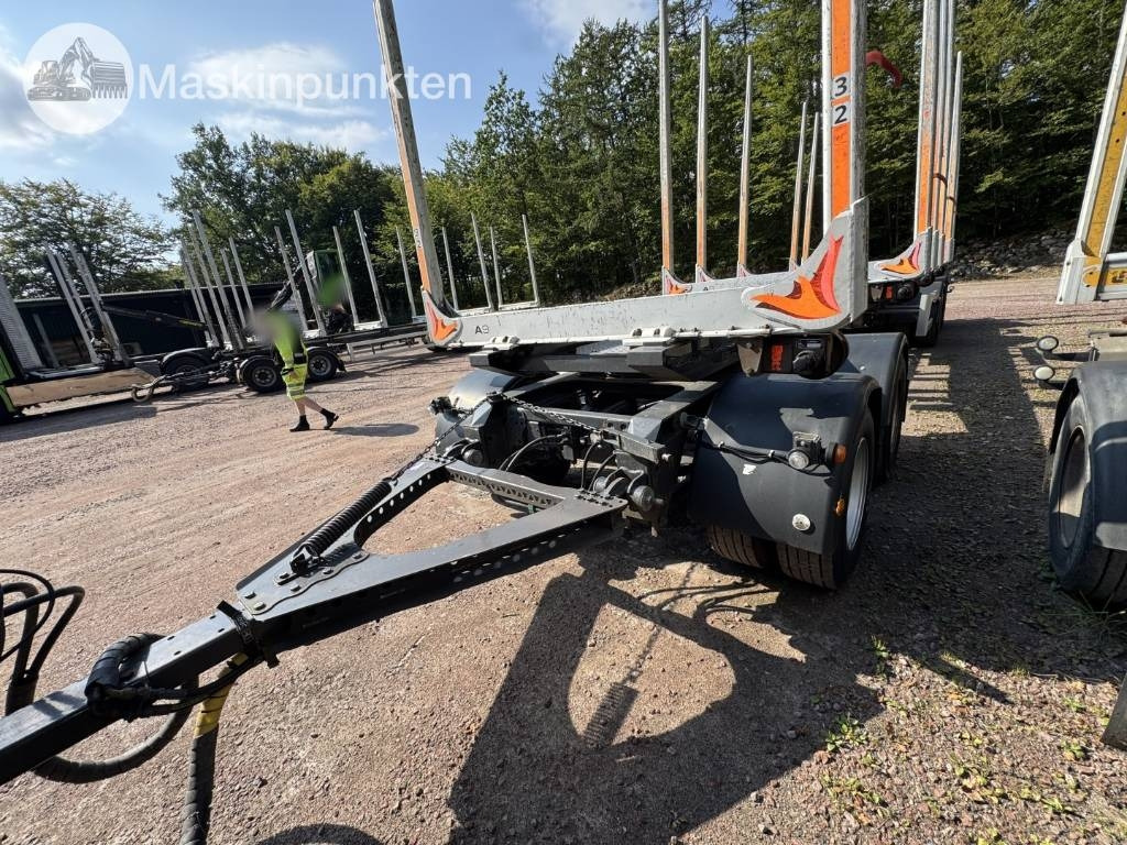 Mjölbysläpet Timmersläp - Reboque transporte de madeira: foto 1 Mjölbysläpet Timmersläp - Reboque transporte de madeira: foto 1