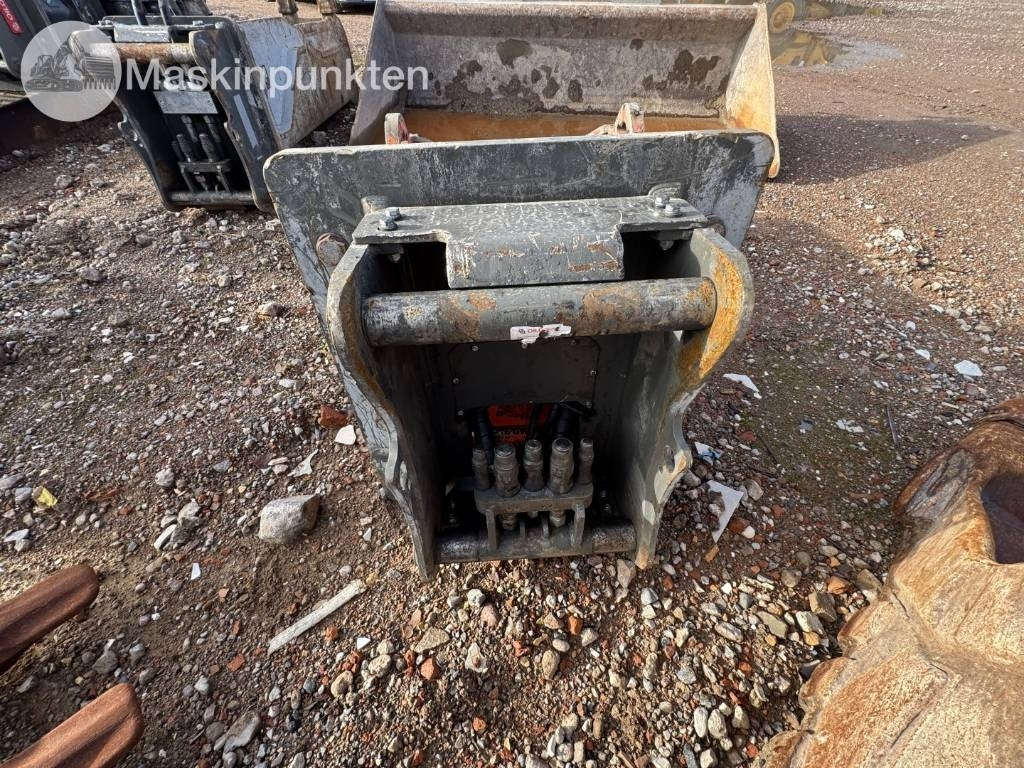 NPK SV 250 - Tesoura de demolição: foto 4 NPK SV 250 - Tesoura de demolição: foto 4