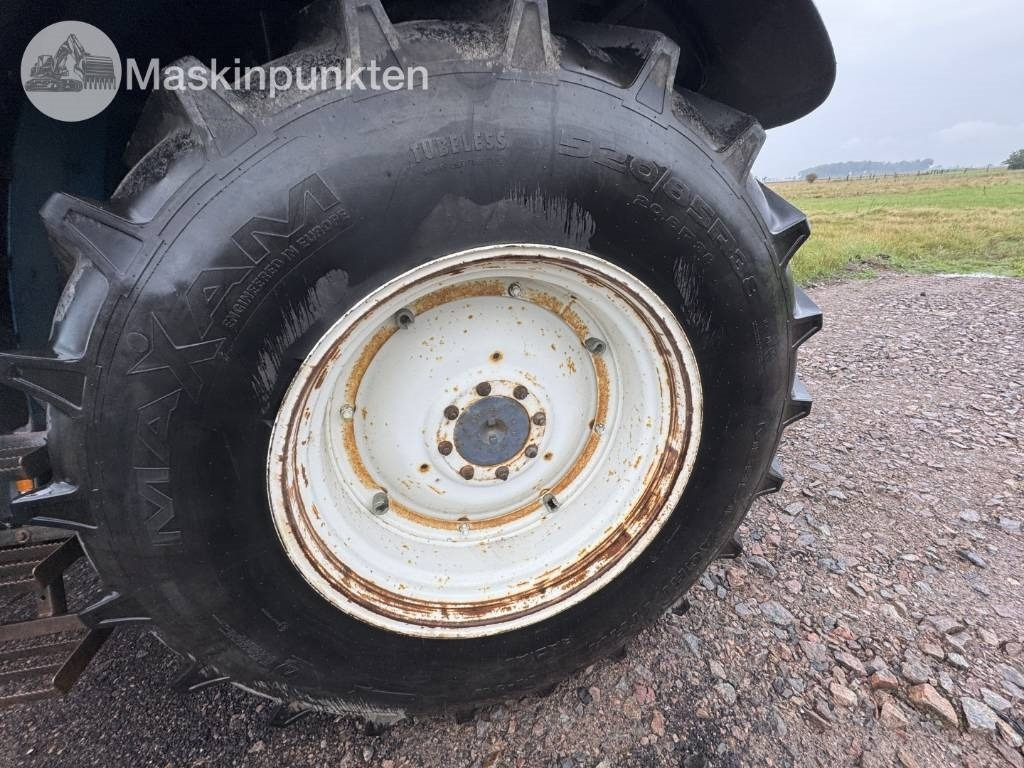 New Holland 8560  - Trator: foto 5 New Holland 8560  - Trator: foto 5