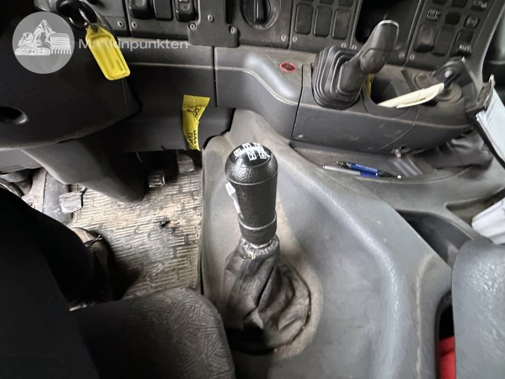 Camião furgão Scania P 94-310: foto 24