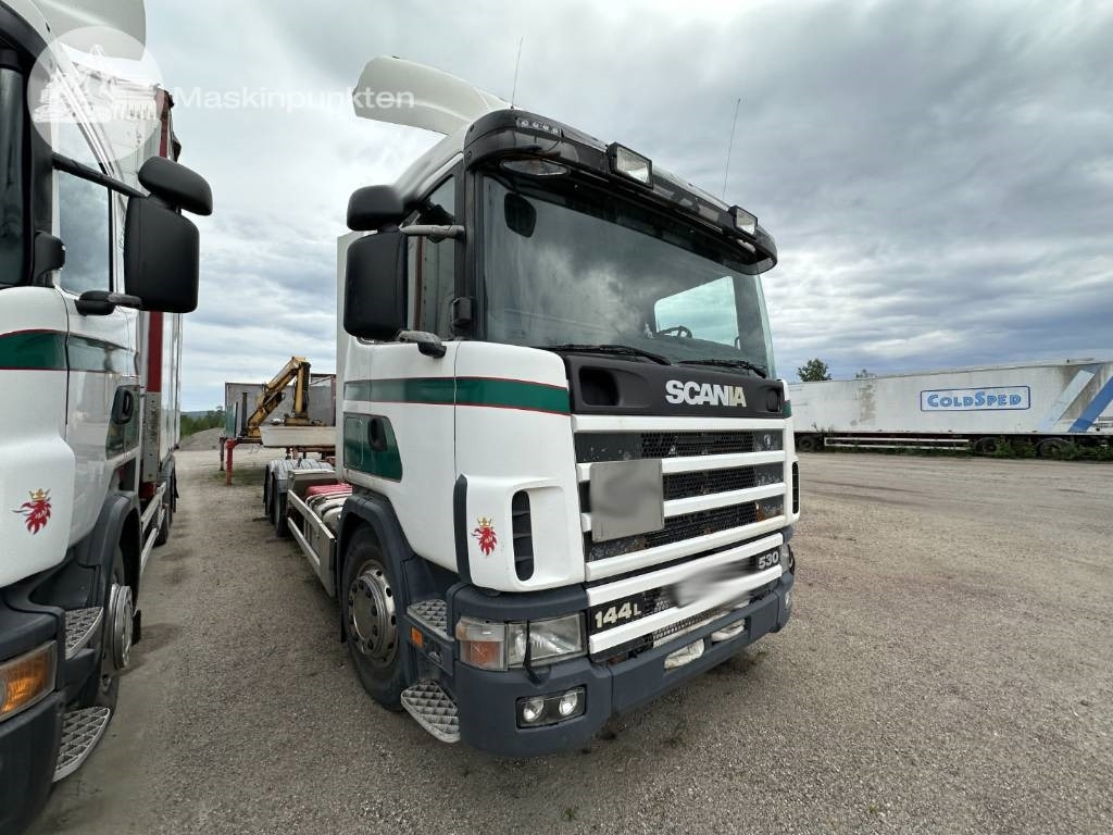 Scania R 124 LB - Camião transportador de contêineres/ Caixa móvel: foto 1 Scania R 124 LB - Camião transportador de contêineres/ Caixa móvel: foto 1