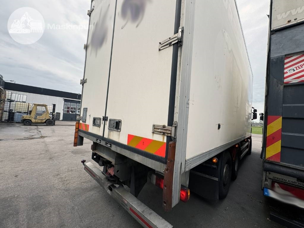Scania R 420 LB - Camião furgão: foto 5 Scania R 420 LB - Camião furgão: foto 5