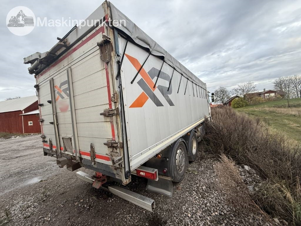 Scania R 580 - Camião furgão: foto 4 Scania R 580 - Camião furgão: foto 4