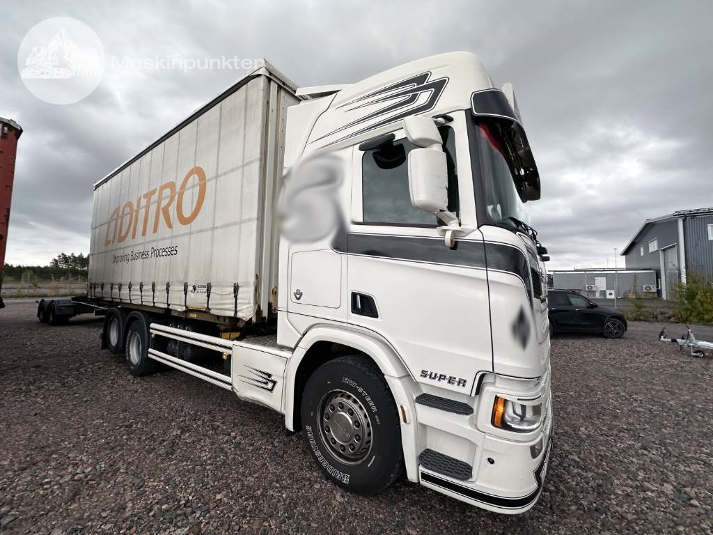 Scania R 580 - Camião transportador de contêineres/ Caixa móvel: foto 3 Scania R 580 - Camião transportador de contêineres/ Caixa móvel: foto 3