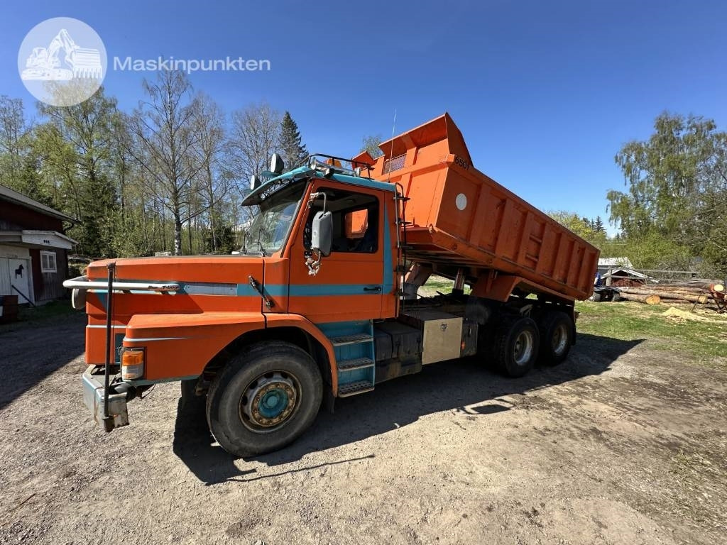 Scania T 113 H - Camião basculante: foto 1 Scania T 113 H - Camião basculante: foto 1
