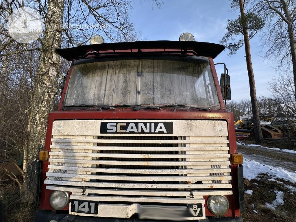 Camião de transporte de madeira Scania T 141: foto 47