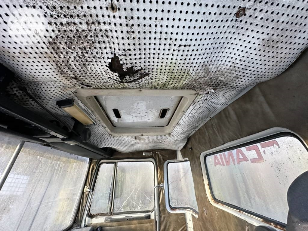 Camião de transporte de madeira Scania T 141: foto 18