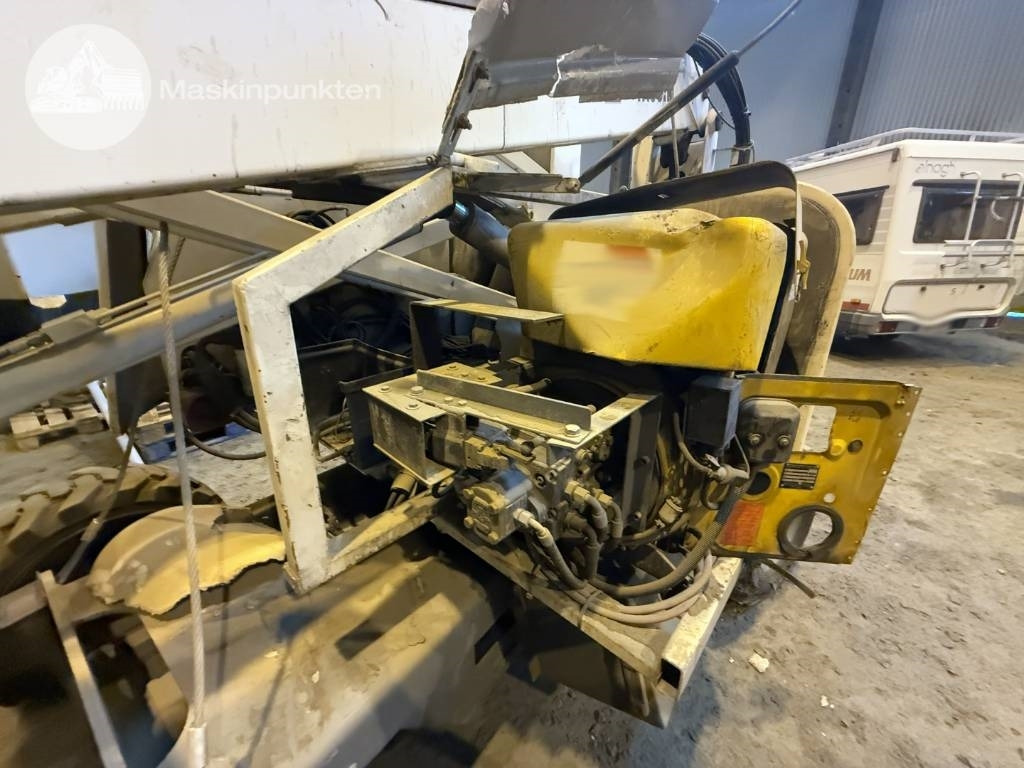Plataforma articulada Terex TA 50 RT: foto 19