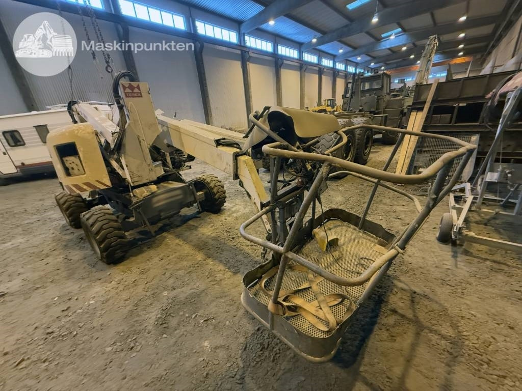 Plataforma articulada Terex TA 50 RT: foto 6