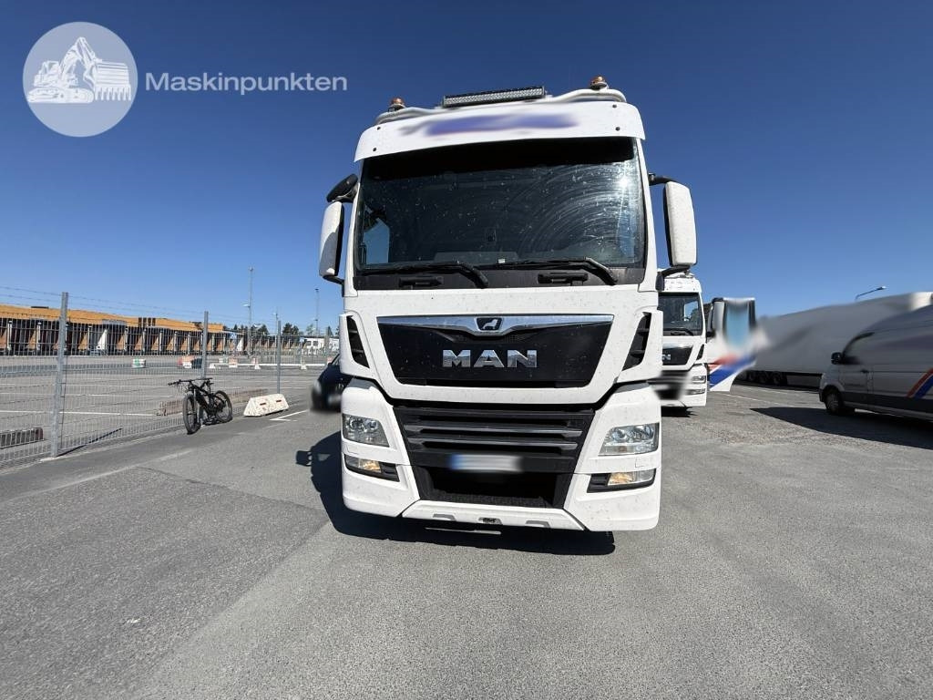MAN TGX 28.510 - Tractor: foto 2 MAN TGX 28.510 - Tractor: foto 2