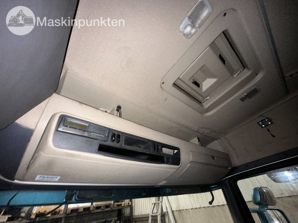 Tractor Scania R 560 gödseltrailer: foto 18 Tractor Scania R 560 gödseltrailer: foto 18