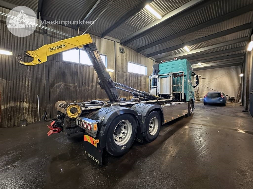 Volvo FH 13 500 - Camião polibenne: foto 5 Volvo FH 13 500 - Camião polibenne: foto 5