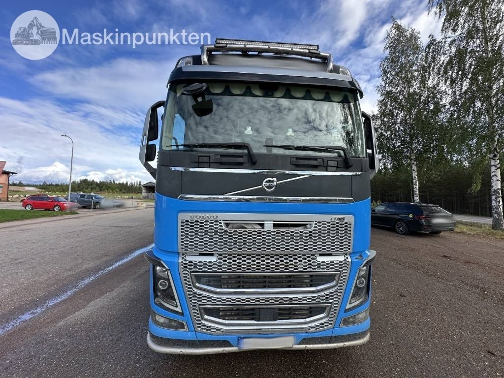 Volvo FH 16 750 - Camião de caixa aberta/ Plataforma, Camião grua: foto 3 Volvo FH 16 750 - Camião de caixa aberta/ Plataforma, Camião grua: foto 3