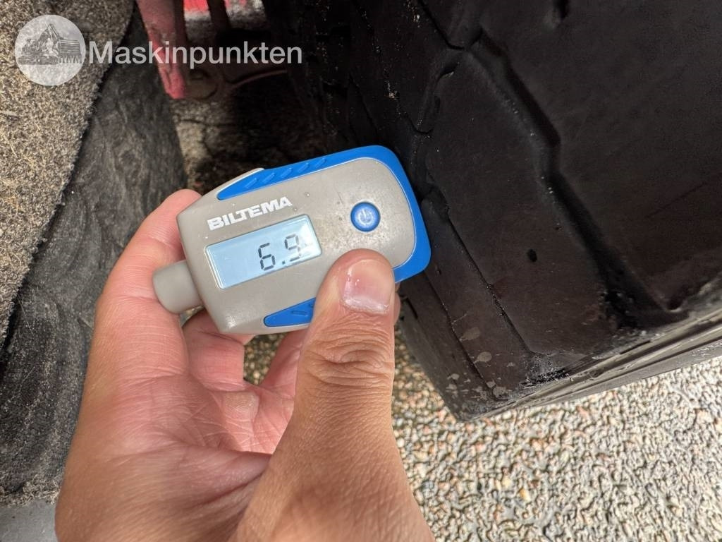 Locação financeira de Volvo FH 500  Volvo FH 500: foto 21