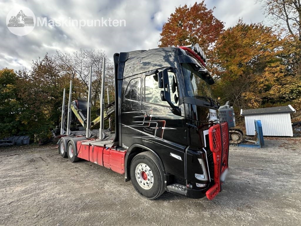 Volvo FH 64 R Timmerbil med kran  - Camião de transporte de madeira: foto 3 Volvo FH 64 R Timmerbil med kran  - Camião de transporte de madeira: foto 3