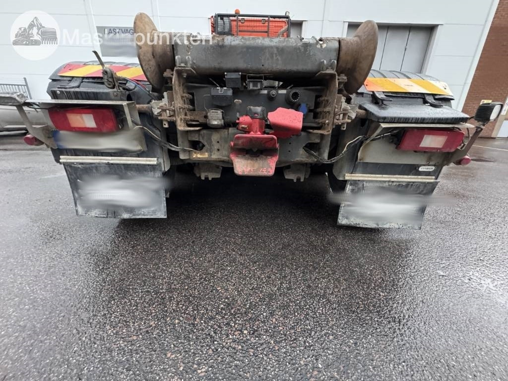 Volvo FH 8*4 Tridem lastväxlare - Camião polibenne: foto 3 Volvo FH 8*4 Tridem lastväxlare - Camião polibenne: foto 3