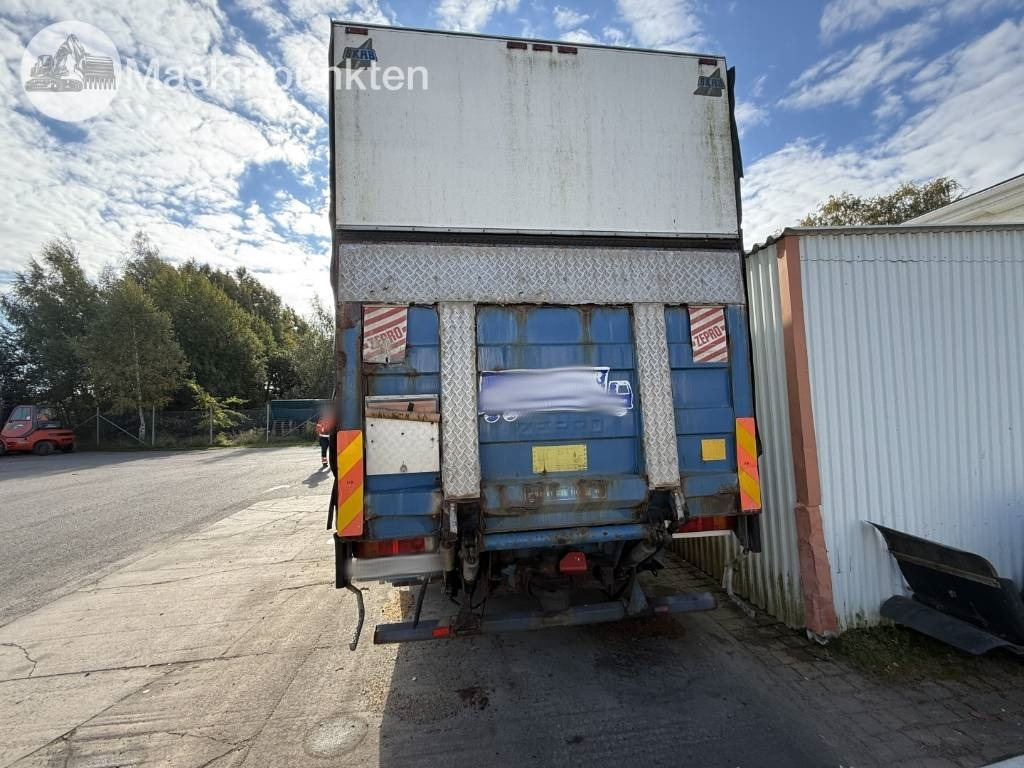 Volvo FM 12 - Camião furgão: foto 5 Volvo FM 12 - Camião furgão: foto 5