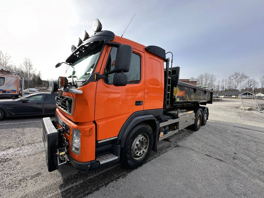 Volvo FM 380 - Camião polibenne: foto 1 Volvo FM 380 - Camião polibenne: foto 1
