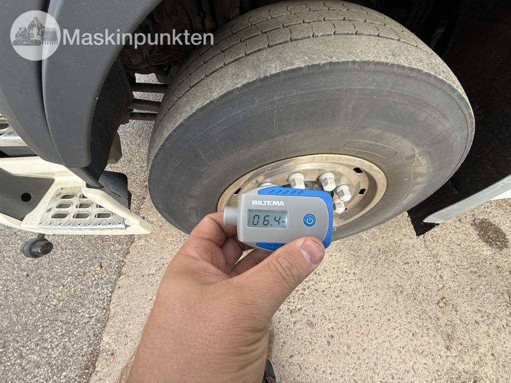 Camião transportador de contêineres/ Caixa móvel Volvo FM 460: foto 47