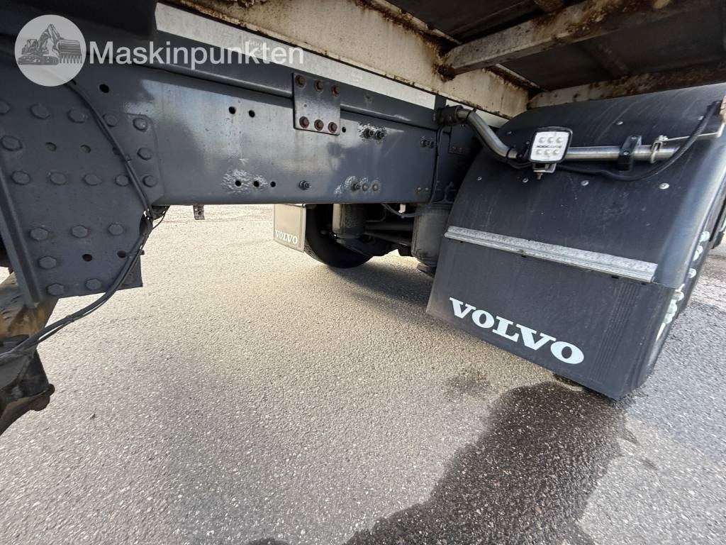 Locação financeira de Volvo FM 460  Volvo FM 460: foto 39
