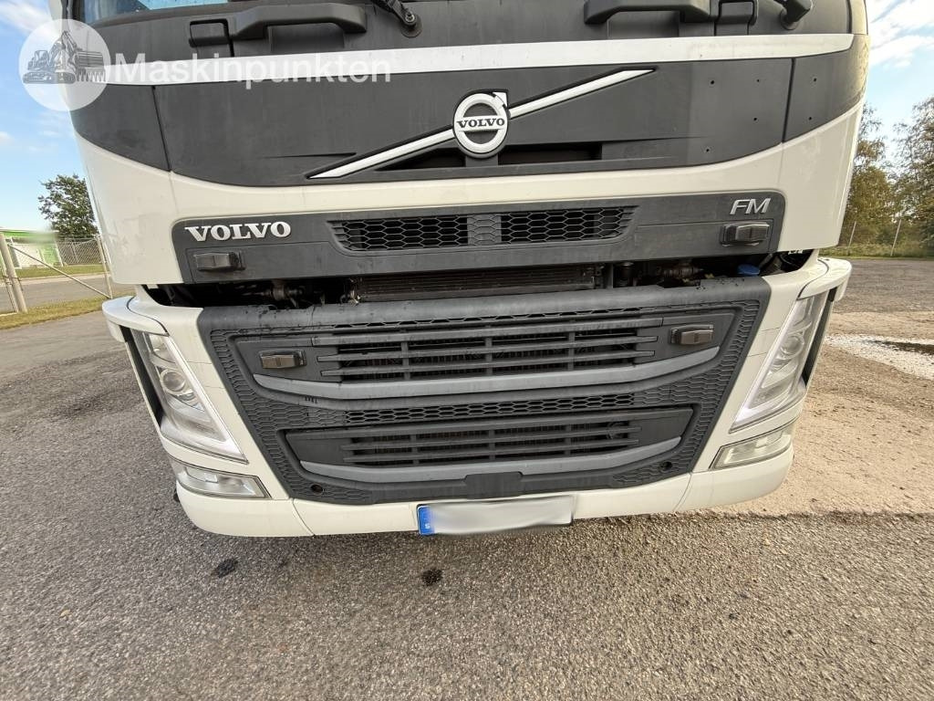 Locação financeira de Volvo FM 460  Volvo FM 460: foto 45